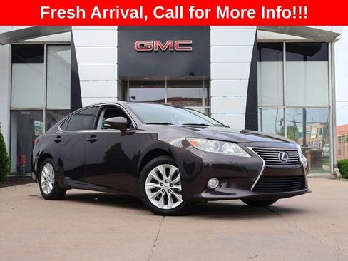 Used 2013 Lexus ES 300h w/ Luxury Pkg FWD image 1