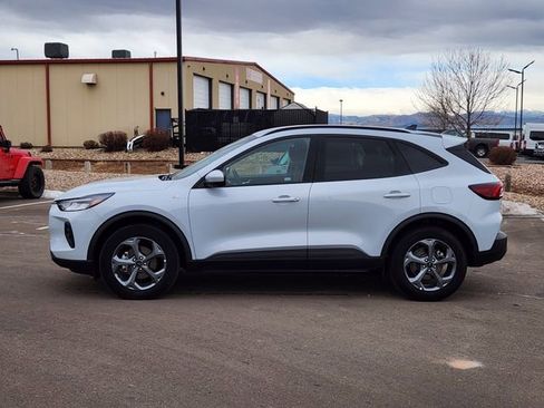 Used 2025 Ford Escape ST-Line Select image 2