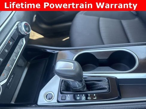 Used 2024 Nissan Altima 2.5 SV image 18