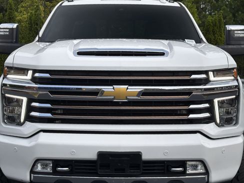 Used 2022 Chevrolet Silverado 3500 High Country w/ Z71 Off-Road Package AWD/4WD image 21