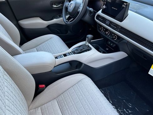 New 2026 Honda HR-V LX image 16