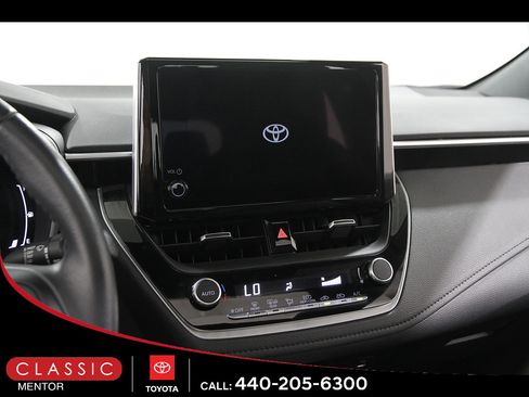 Used 2023 Toyota Corolla XSE FWD image 9