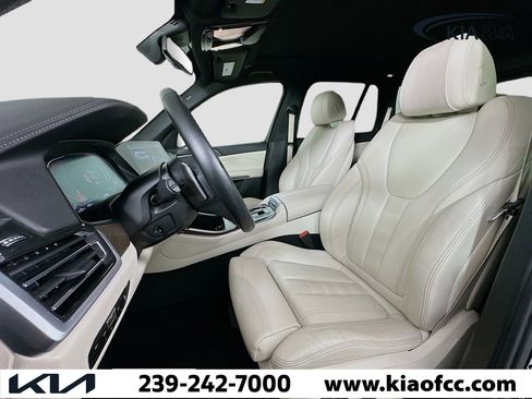 Used 2020 BMW X5 xDrive40i w/ Premium Package image 22