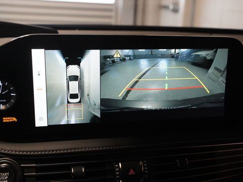 Used 2023 Lexus LS 500 LS 500 w/ Luxury Package image 26