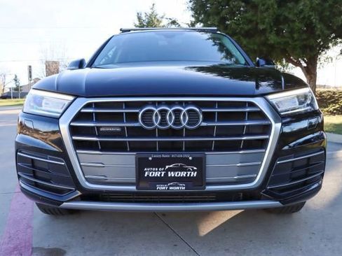 Used 2019 Audi Q5 2.0T Premium w/ Convenience Package image 2