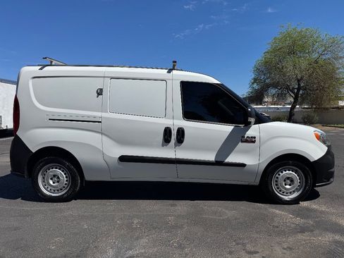 Used 2021 RAM ProMaster City Tradesman image 5