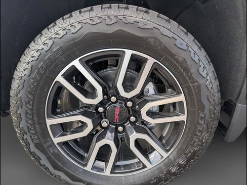 New 2026 GMC Sierra 1500 AT4 w/ AT4 Premium Package AWD/4WD image 21