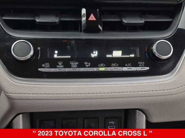 Used 2023 Toyota Corolla Cross L AWD/4WD image 26