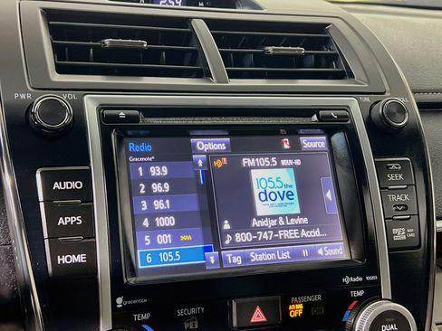 Used 2014 Toyota Camry XLE FWD image 27