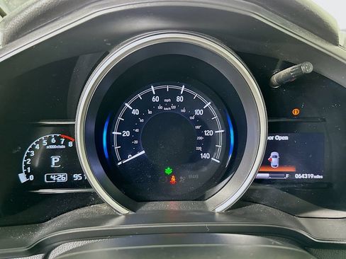 Used 2019 Honda Fit EX-L image 12