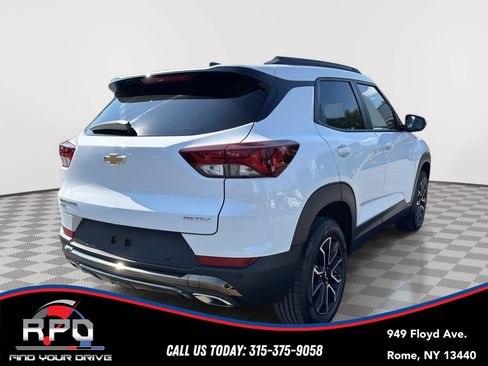 Used 2021 Chevrolet TrailBlazer ACTIV w/ Technology Package AWD/4WD image 5