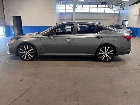 Used 2020 Nissan Altima 2.5 SR image 6