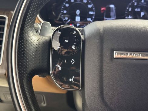 Used 2019 Land Rover Range Rover Sport Supercharged AWD/4WD image 29