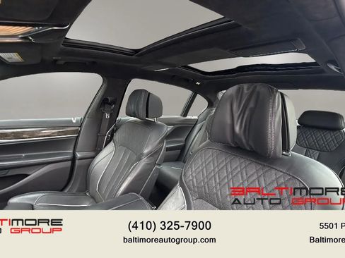 Used 2016 BMW 750i xDrive AWD/4WD image 13