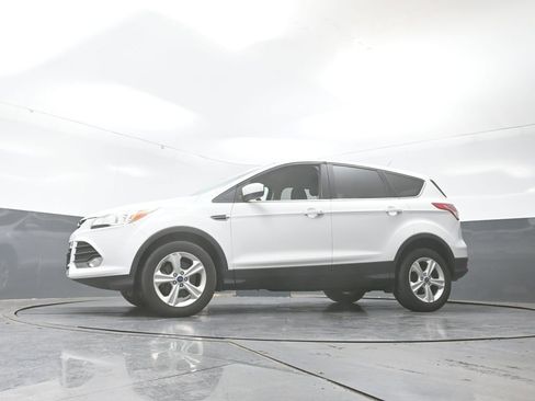 Used 2013 Ford Escape SE image 26