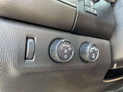 Used 2022 GMC Canyon Elevation w/ Elevation Premium Package AWD/4WD image 19