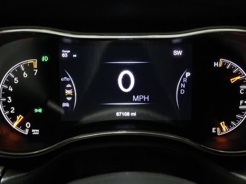 Used 2019 Jeep Grand Cherokee Altitude AWD/4WD image 38