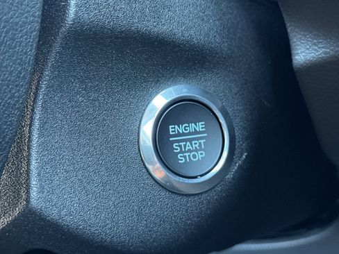 New 2026 Ford Transit 250 148 Medium Roof w/ Load Area Protection Package image 20