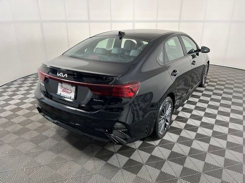 Used 2023 Kia Forte GT-Line w/ GT-Line Technology Package FWD image 7