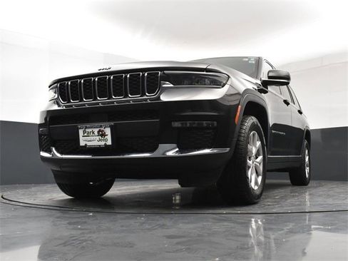 Used 2021 Jeep Grand Cherokee L Limited image 20