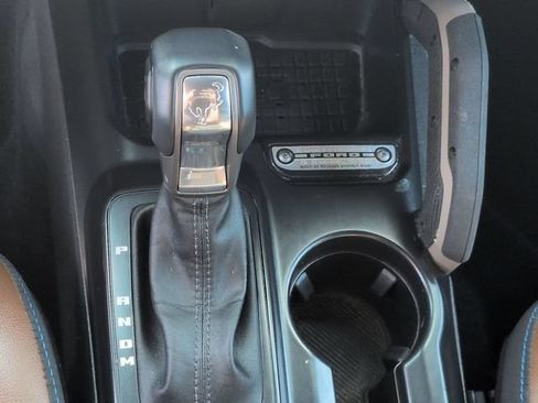Used 2024 Ford Bronco Outer Banks AWD/4WD image 25