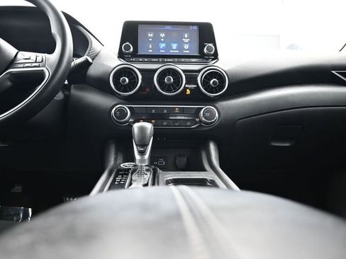 Used 2023 Nissan Sentra S image 14