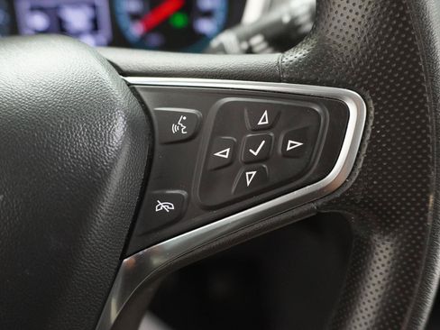 Used 2024 Chevrolet Equinox LS w/ Driver Confidence II Package FWD image 10