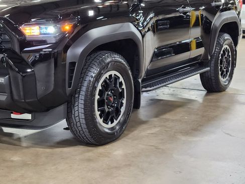 Used 2026 Toyota 4Runner TRD Off-Road Premium AWD/4WD image 19