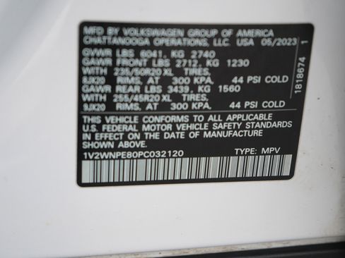 Used 2023 Volkswagen ID.4 Pro S image 28