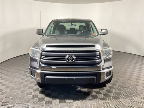 Used 2015 Toyota Tundra SR5 image 4