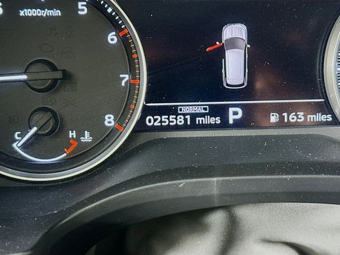 Used 2025 Mitsubishi Outlander SE image 19