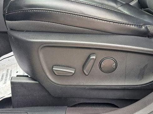 Used 2023 Ford Escape SE FWD image 13