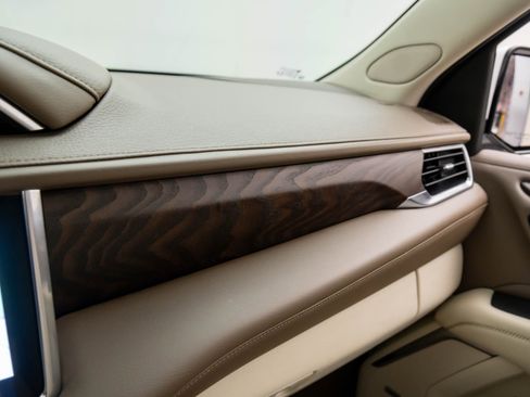 Used 2021 GMC Yukon Denali image 34