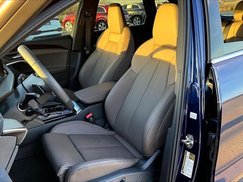 Certified 2025 Audi Q5 Premium Plus w/ Premium Plus image 7