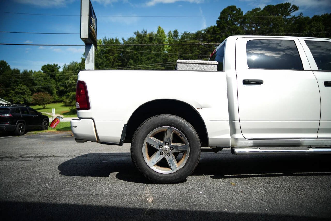 Used 2014 RAM 1500 Express RWD image 24