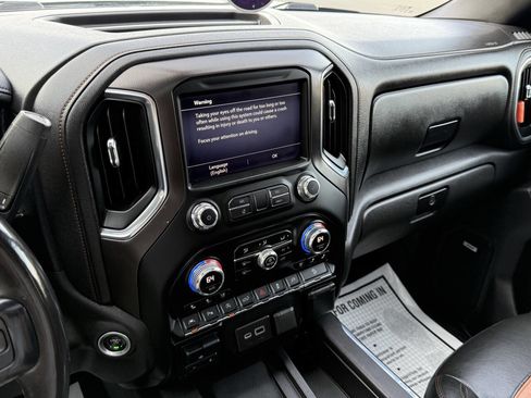 Used 2020 GMC Sierra 1500 AT4 w/ AT4 Premium Package AWD/4WD image 29