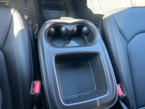 New 2026 Chrysler Pacifica Select image 26