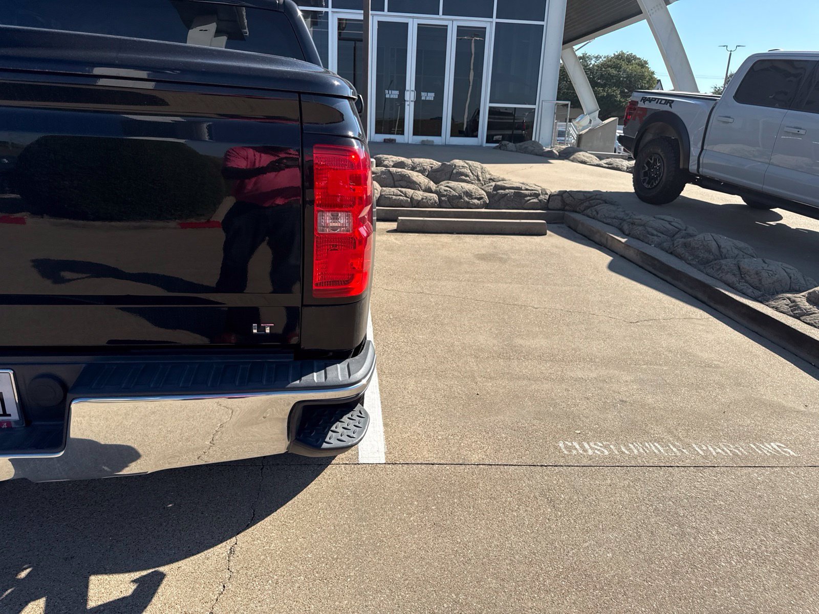 Used 2017 Chevrolet Silverado 1500 LT w/ Texas Edition RWD image 11