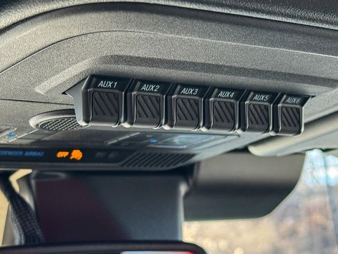 New 2025 Ford Bronco Raptor image 30