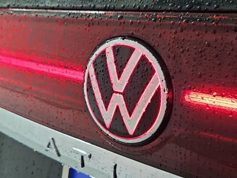 New 2026 Volkswagen Atlas SEL Premium R-Line AWD/4WD image 11