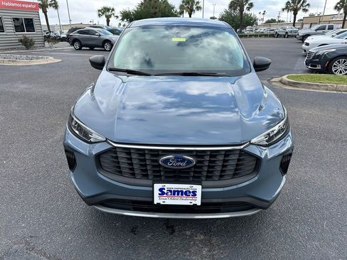 Certified 2024 Ford Escape Active FWD image 9