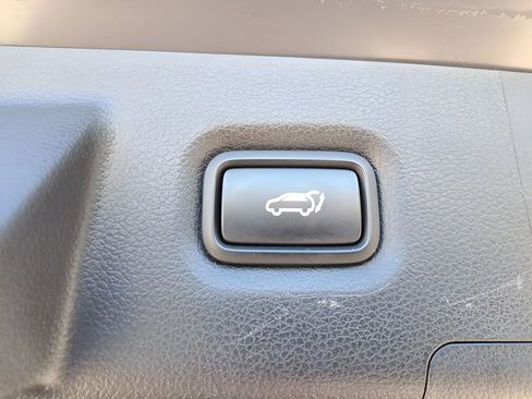 Used 2021 Hyundai Santa Fe SEL Premium image 7