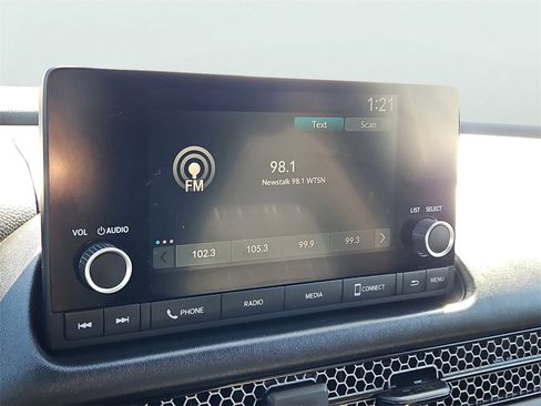 Certified 2024 Honda HR-V Sport image 24