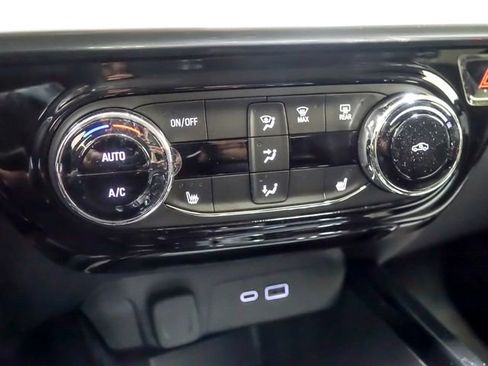 New 2026 Chevrolet Trax LT FWD image 17