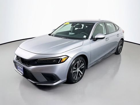 Used 2024 Honda Civic LX image 3