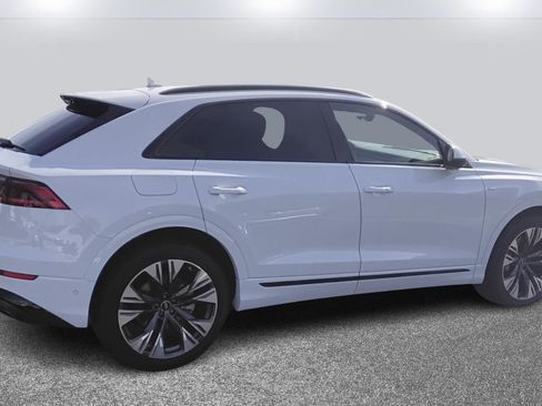 New 2026 Audi Q8 Premium Plus image 4