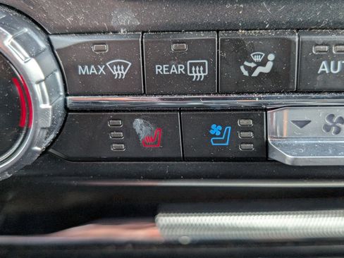 Used 2023 Ford F150 Platinum w/ Equipment Group 701A High image 21