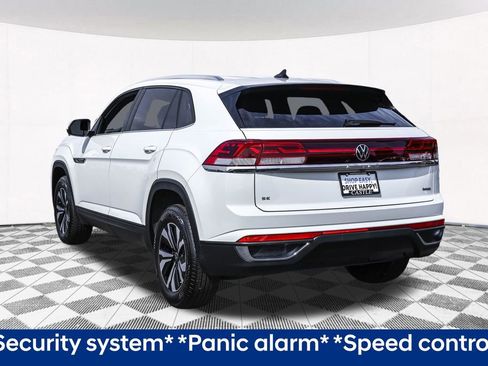 Certified 2025 Volkswagen Atlas Cross Sport SE image 10