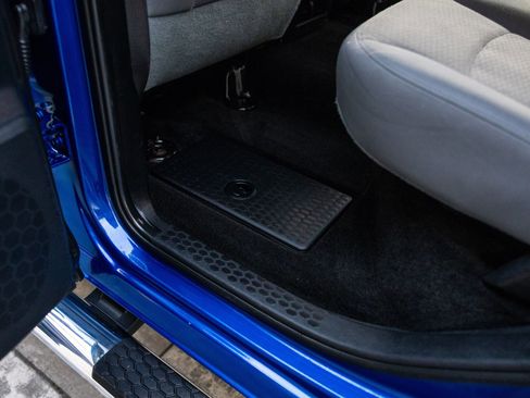 Used 2015 RAM 2500 Tradesman w/ Chrome Appearance Group image 32