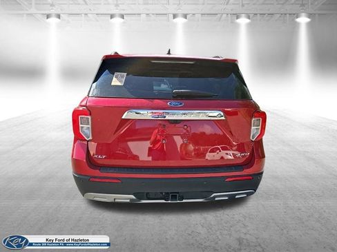 Used 2024 Ford Explorer XLT w/ Equipment Group 202A AWD/4WD image 9